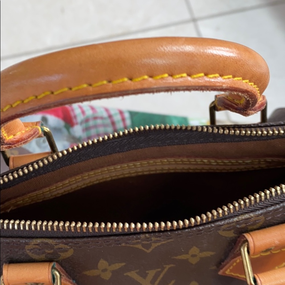 Louis Vuitton satchel - Picture 6 of 6